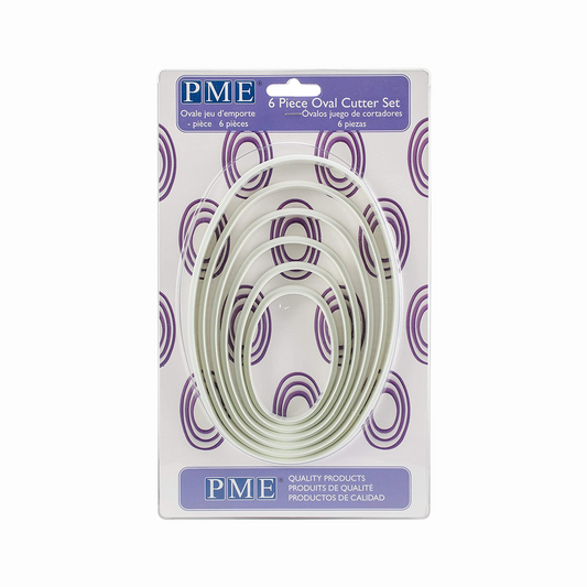 Oval cookie cutter set