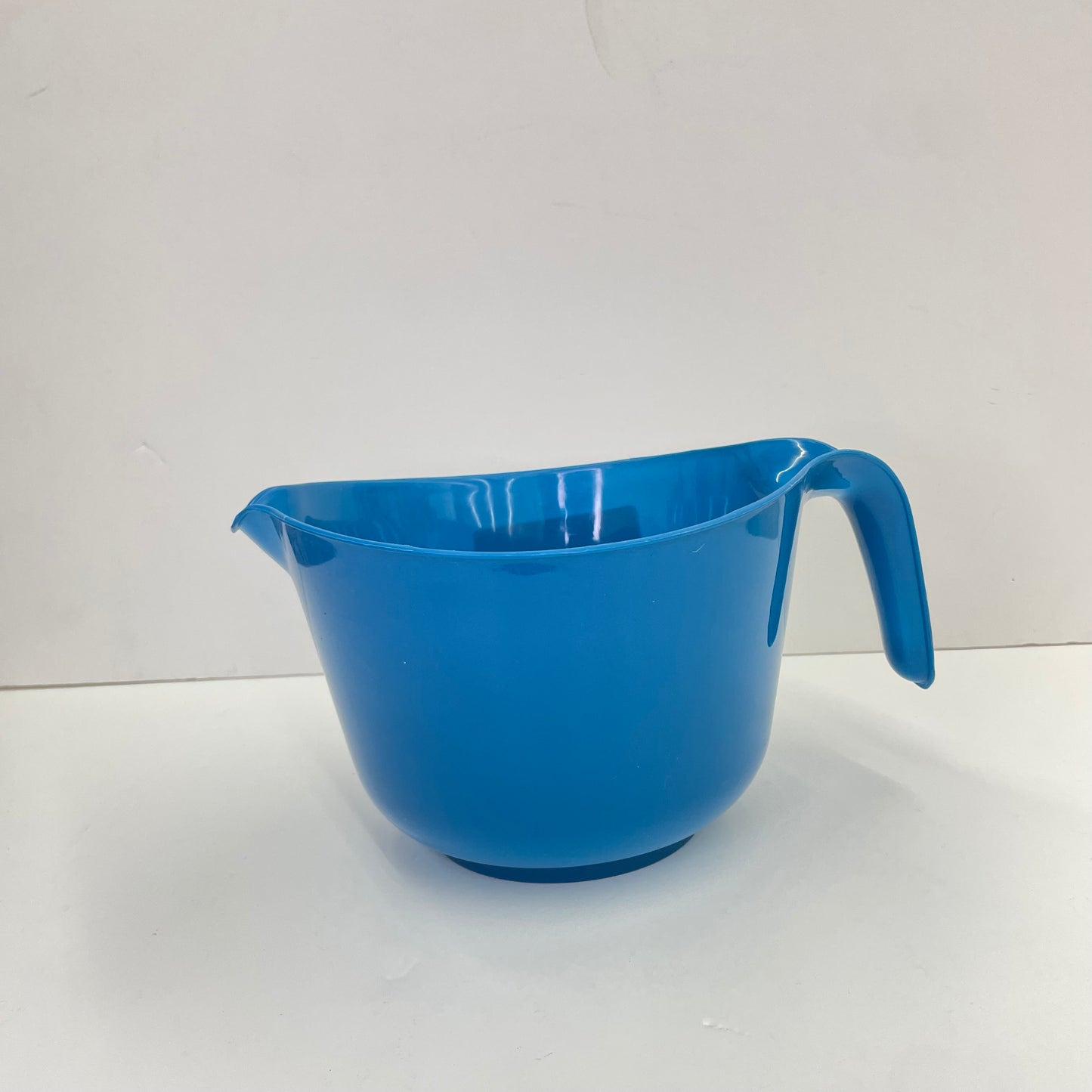 3 Quart mixing bowl